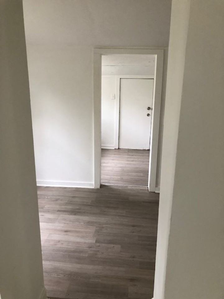 3230 Arlington Ave - Photo 3 of 15