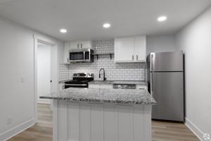 featured image of 2170 Fort Harrods Dr