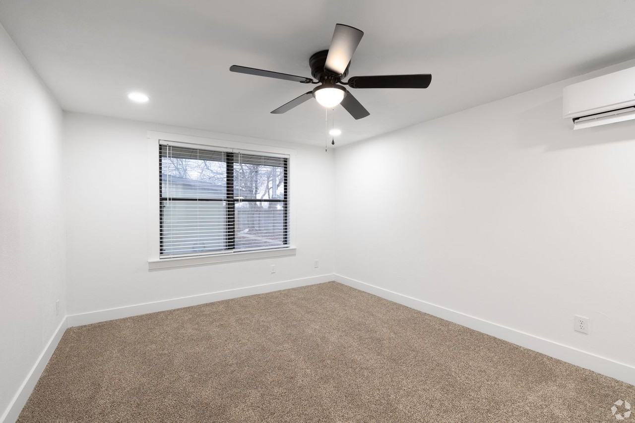 Flats at Beaumont - Photo 7 of 22