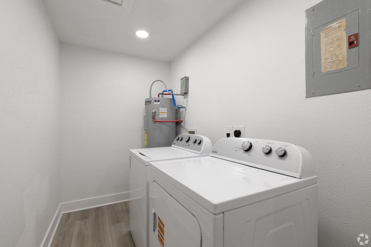 Flats at Beaumont - Photo 5 of 22