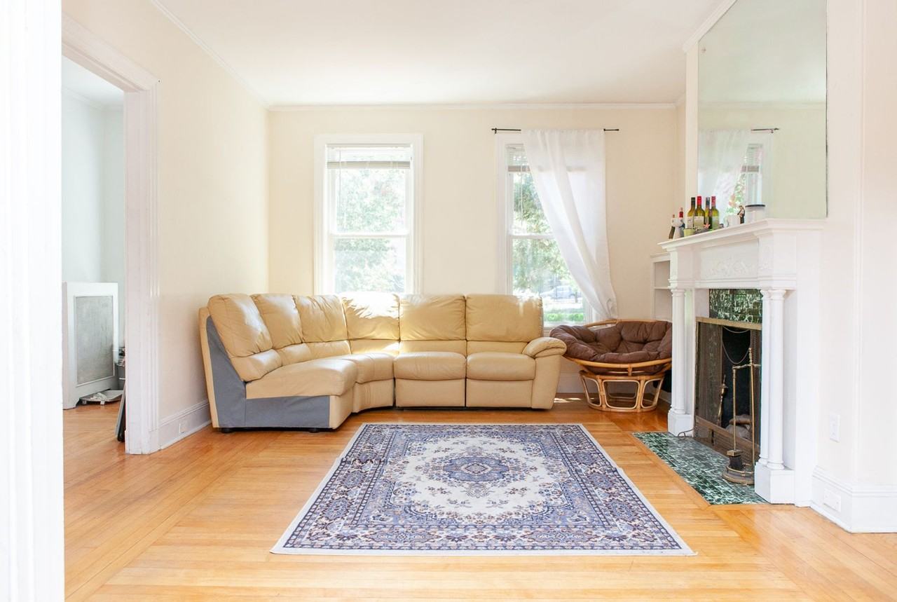 1744 Commonwealth Ave - Photo 2 of 14