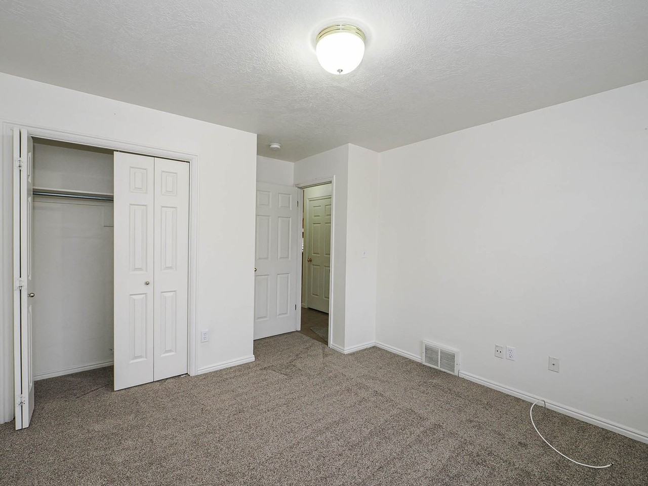 65 N 630 E - Photo 7 of 32