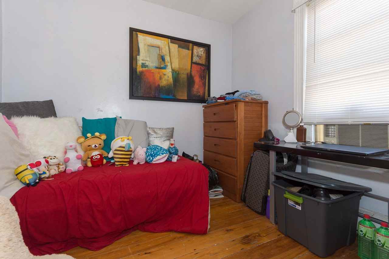 168 Hillside St - Photo 3 of 8
