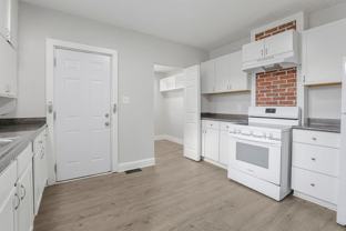 1113-1115 S Ohio Ave - Photo 1 of 1