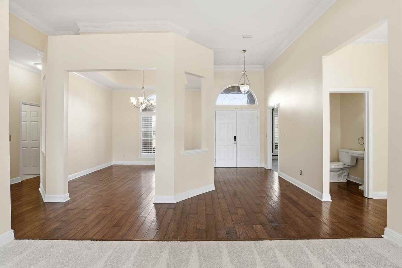 14313 Nw 60th Ave - Photo 6 of 50