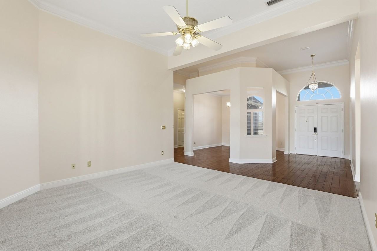 14313 Nw 60th Ave - Photo 7 of 50