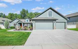 featured image of 4109 N Breeze Creek Way