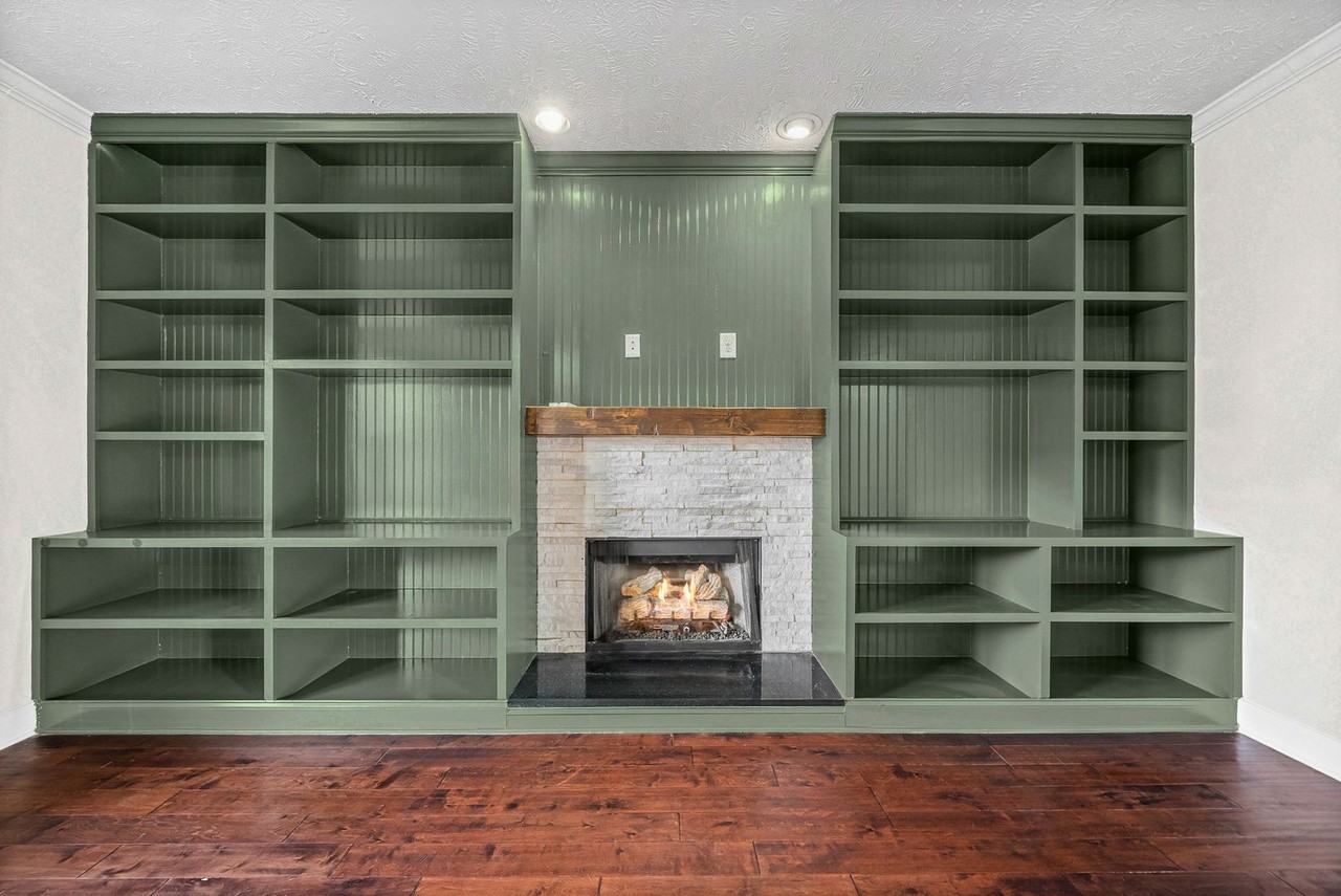 1215 Snowball Ln - Photo 6 of 34