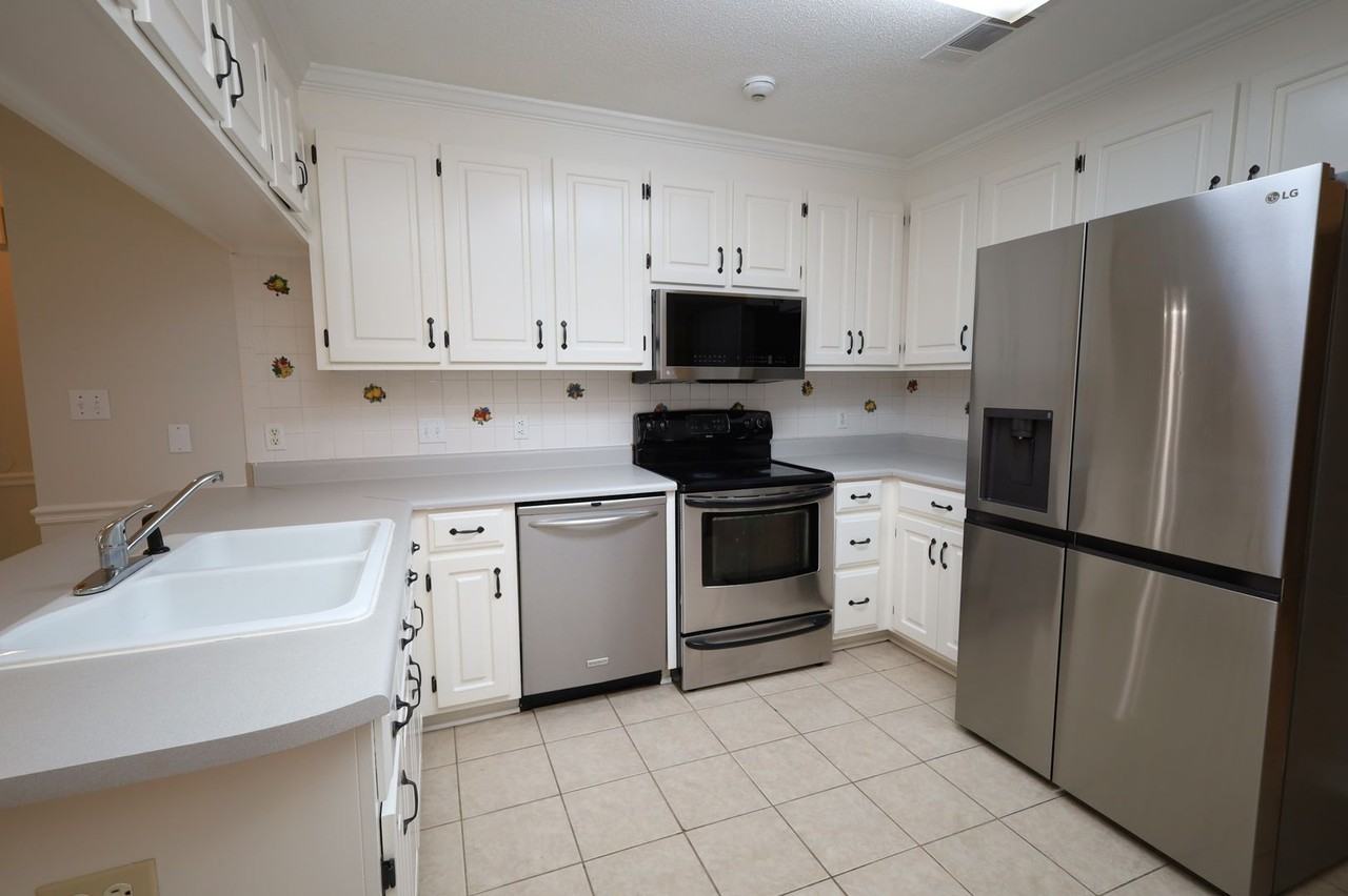 4807 Ben Salem Way - Photo 6 of 25