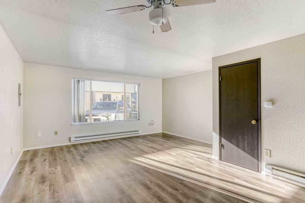 6911 Rainier Dr #2 - Photo 4 of 11