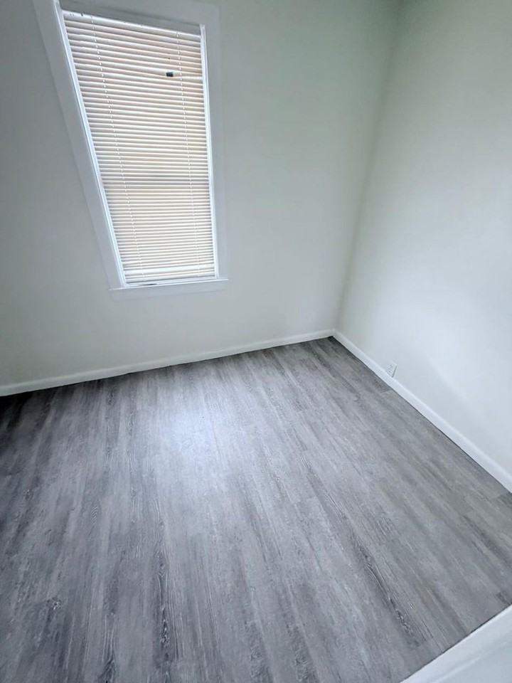 4004 Storer Ave - Photo 7 of 17