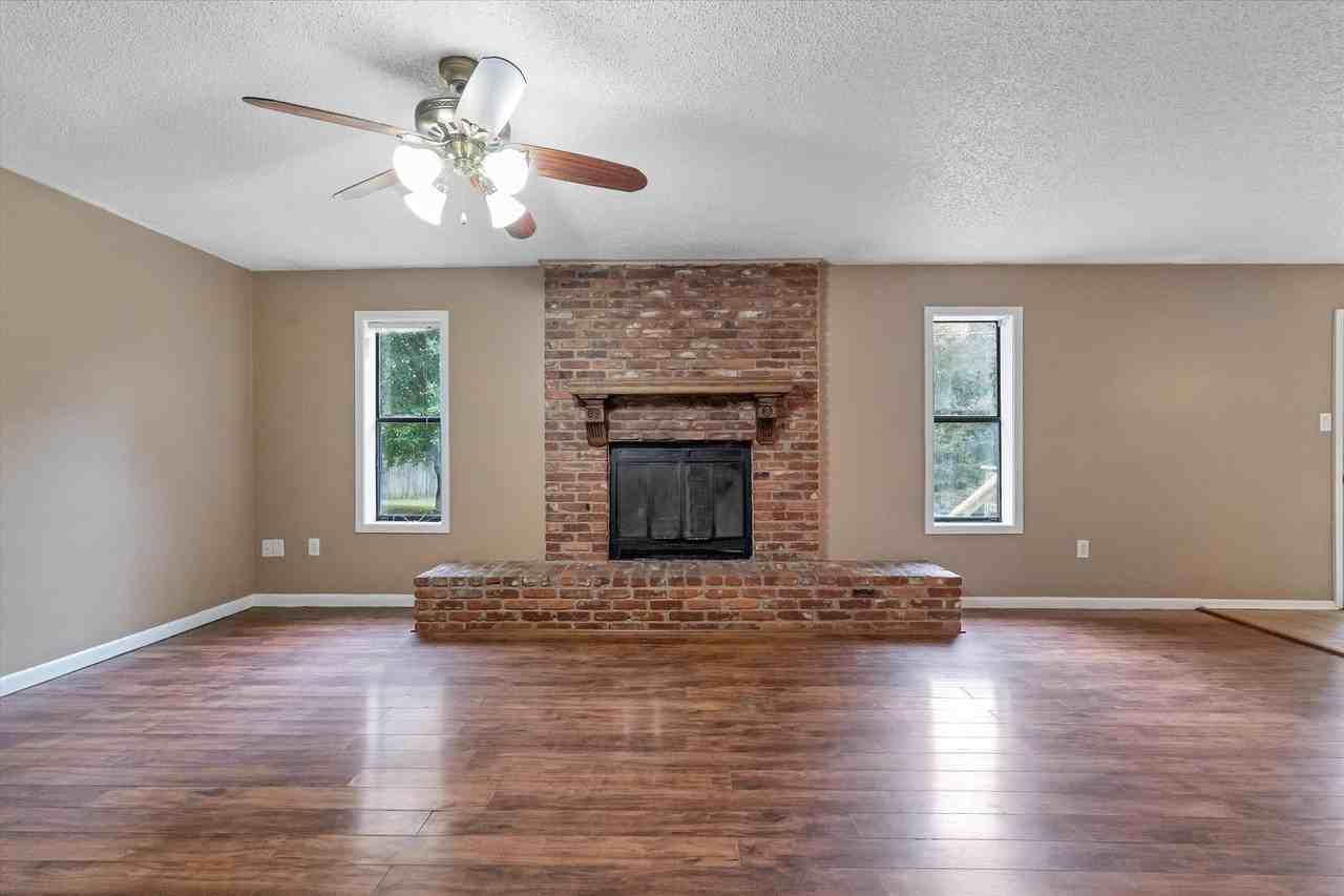 3113 Candlewood Dr - Photo 3 of 17