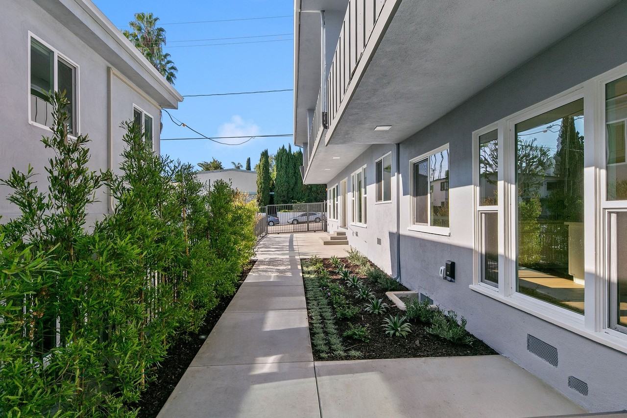 Empire at San Vicente - Photo 2 of 50