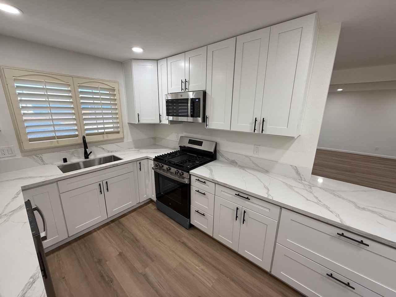 1461 Hermes Ln - Photo 6 of 31