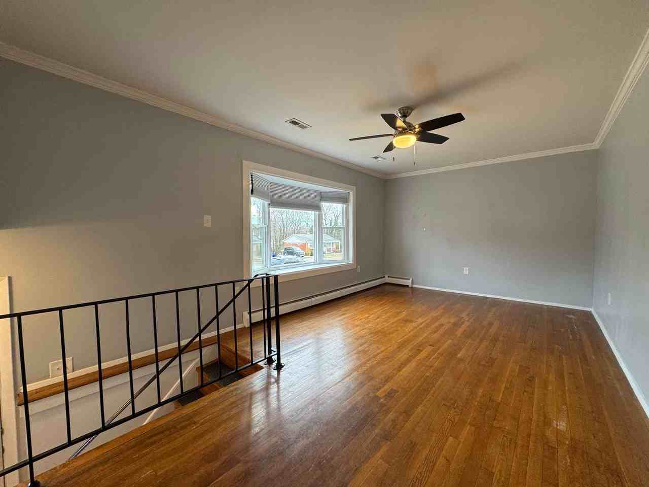 14308 Belleville Ave - Photo 2 of 27