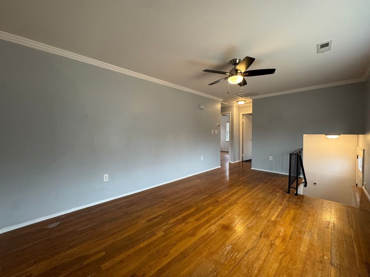 14308 Belleville Ave - Photo 3 of 27