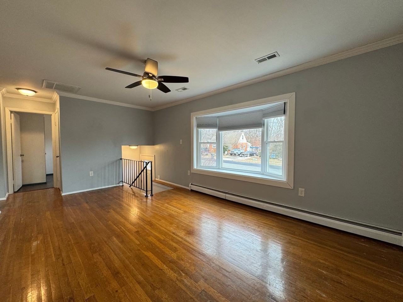 14308 Belleville Ave - Photo 4 of 27