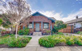 452 Lincoln Ave - Photo 1 of 1