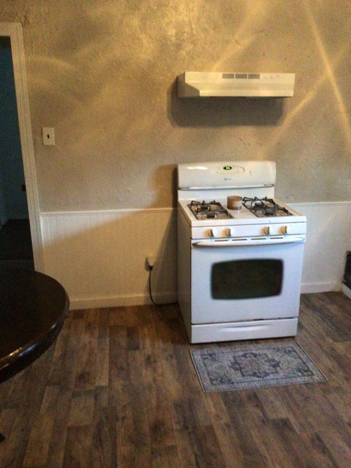 520 Woodvale Ave - Photo 6 of 20