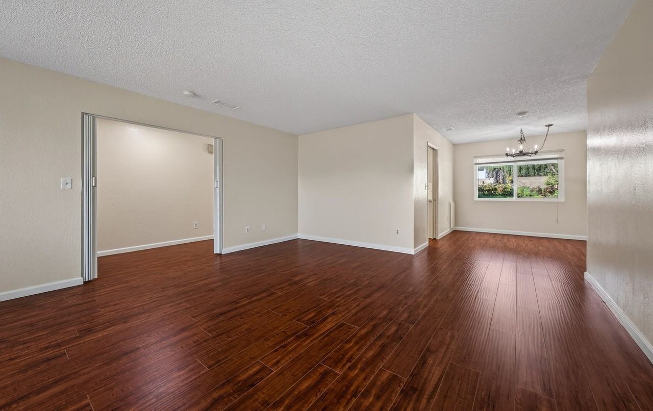 11386 Iris St - Photo 7 of 26