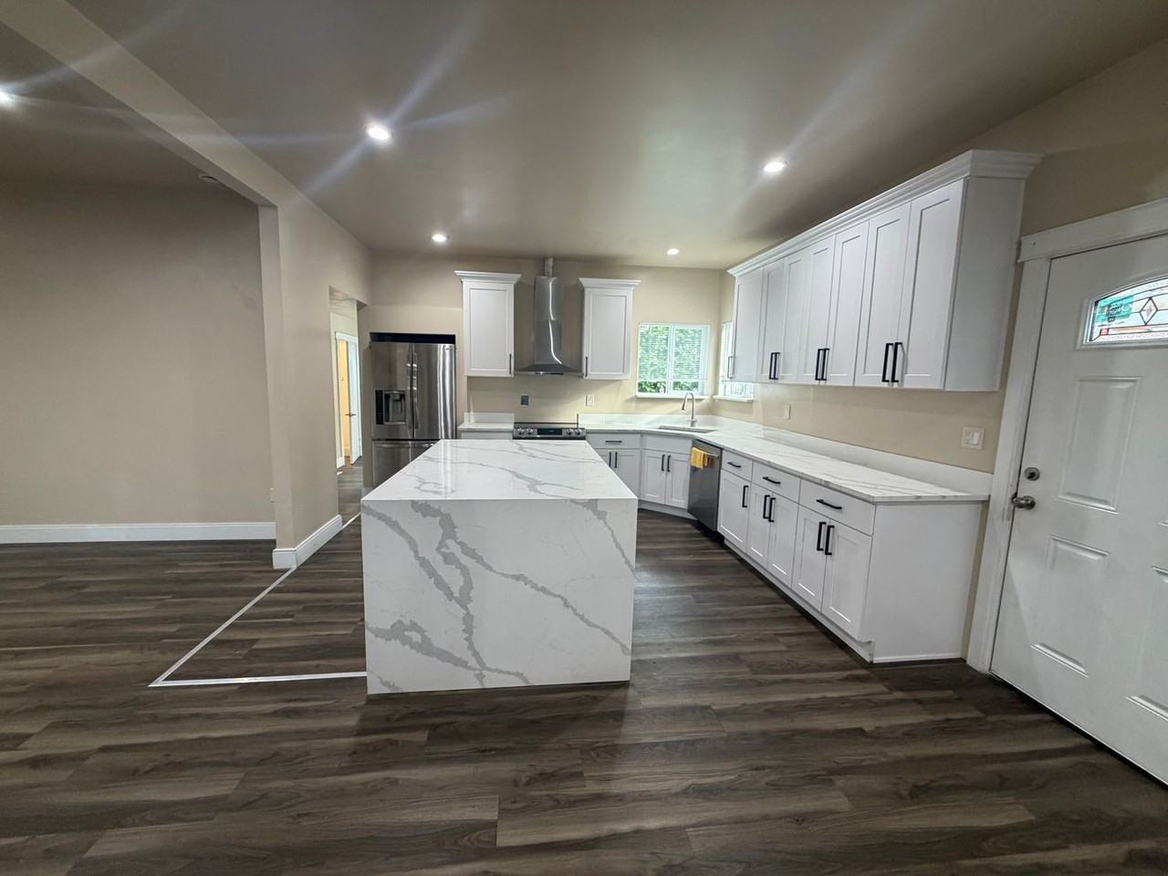 3711 N Huson St - Photo 5 of 22