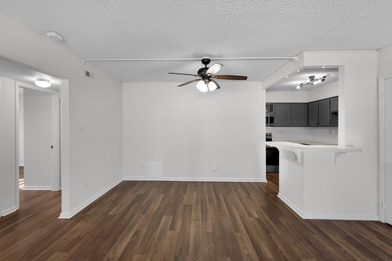 2735 Rolling Green Pl - Photo 6 of 18