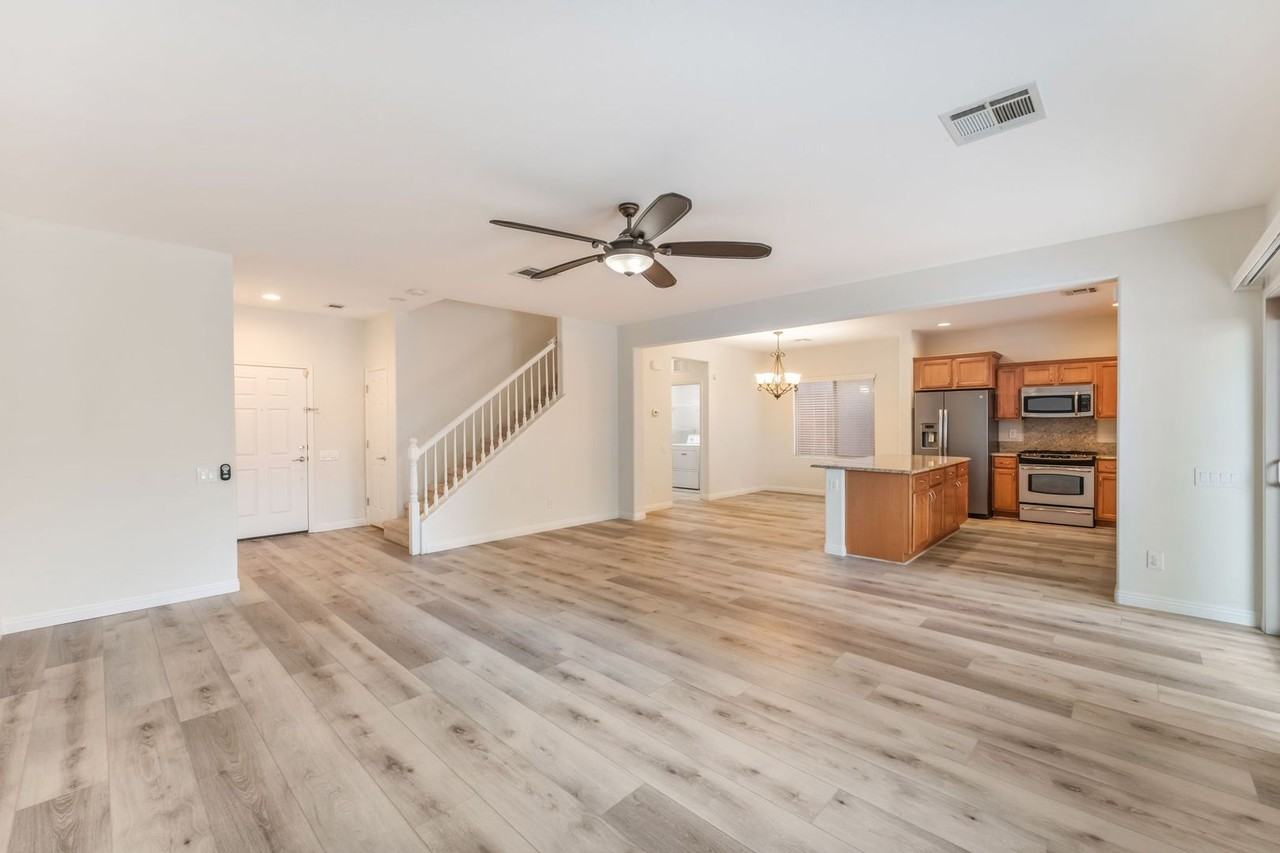10822 La Florentina Ave - Photo 3 of 37
