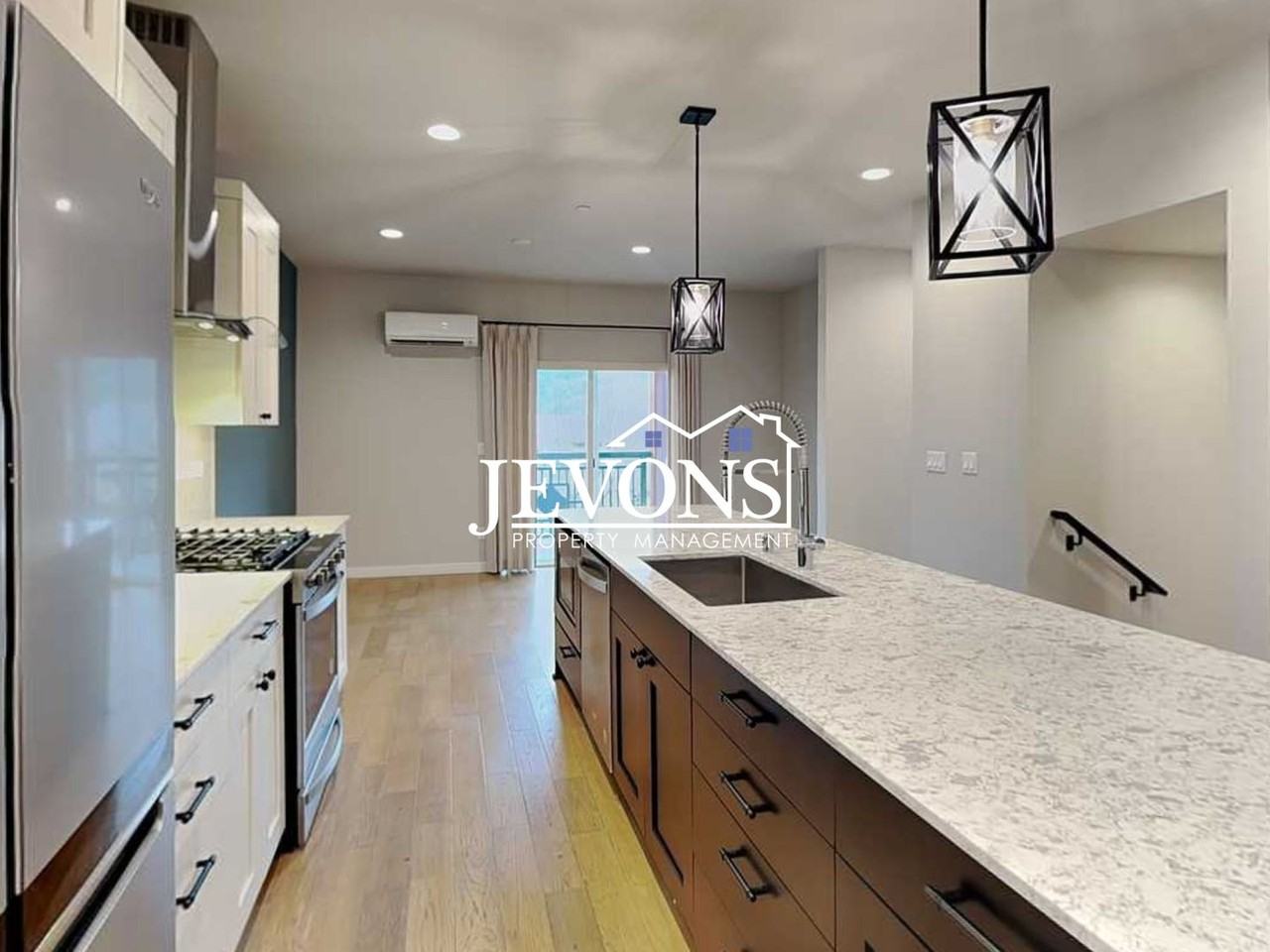 1002 Sunrise Pl Sw - Photo 4 of 27