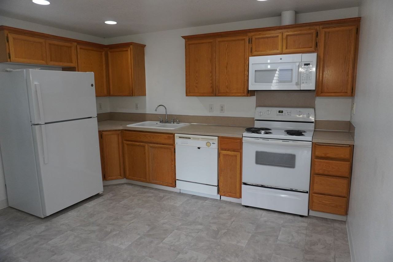 229 Canvasback Dr - Photo 4 of 12