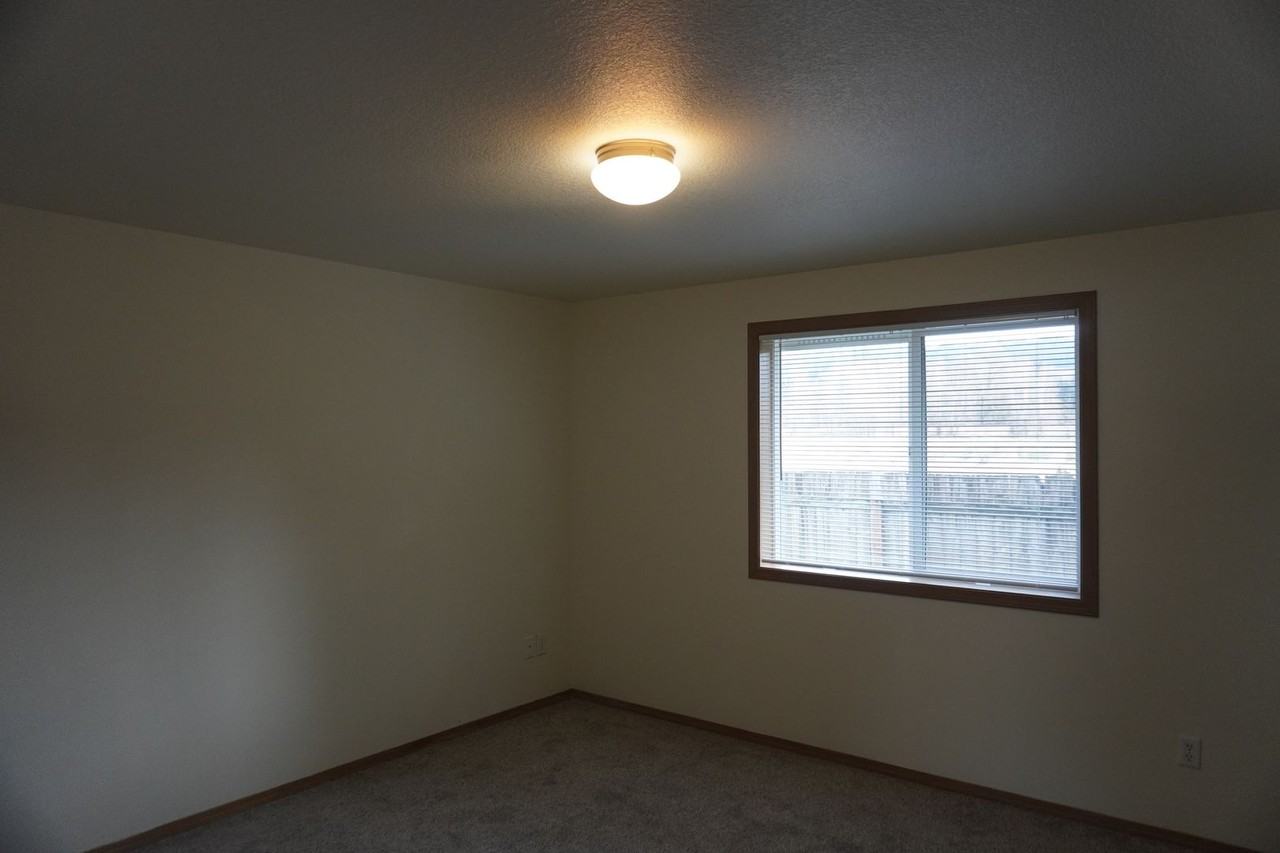 229 Canvasback Dr - Photo 7 of 12