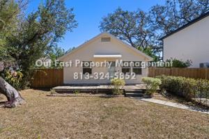 featured image of 8507 Claonia St
