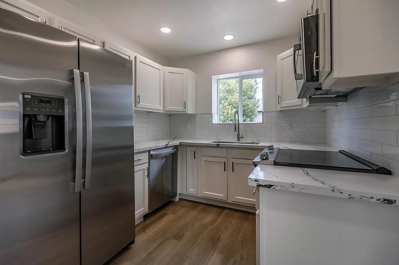 938 E Waverly St - Photo 5 of 16