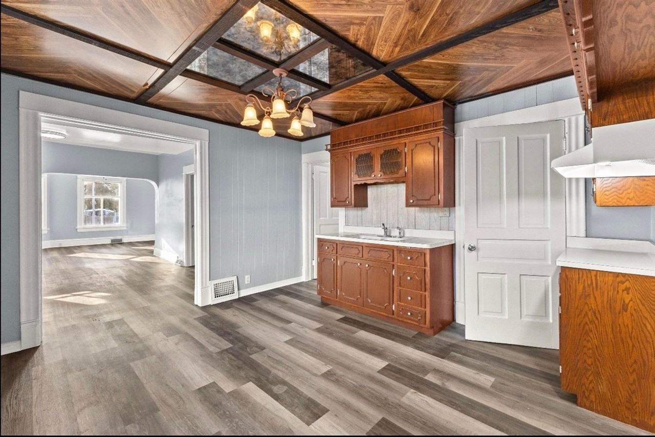 2912 Wright Ave - Photo 3 of 32