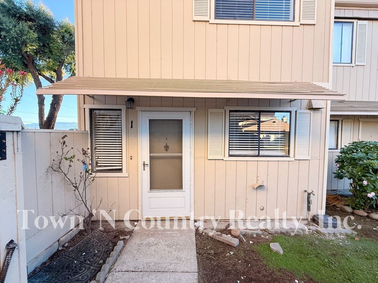 100 W Rossi St #1 - Photo 2 of 20