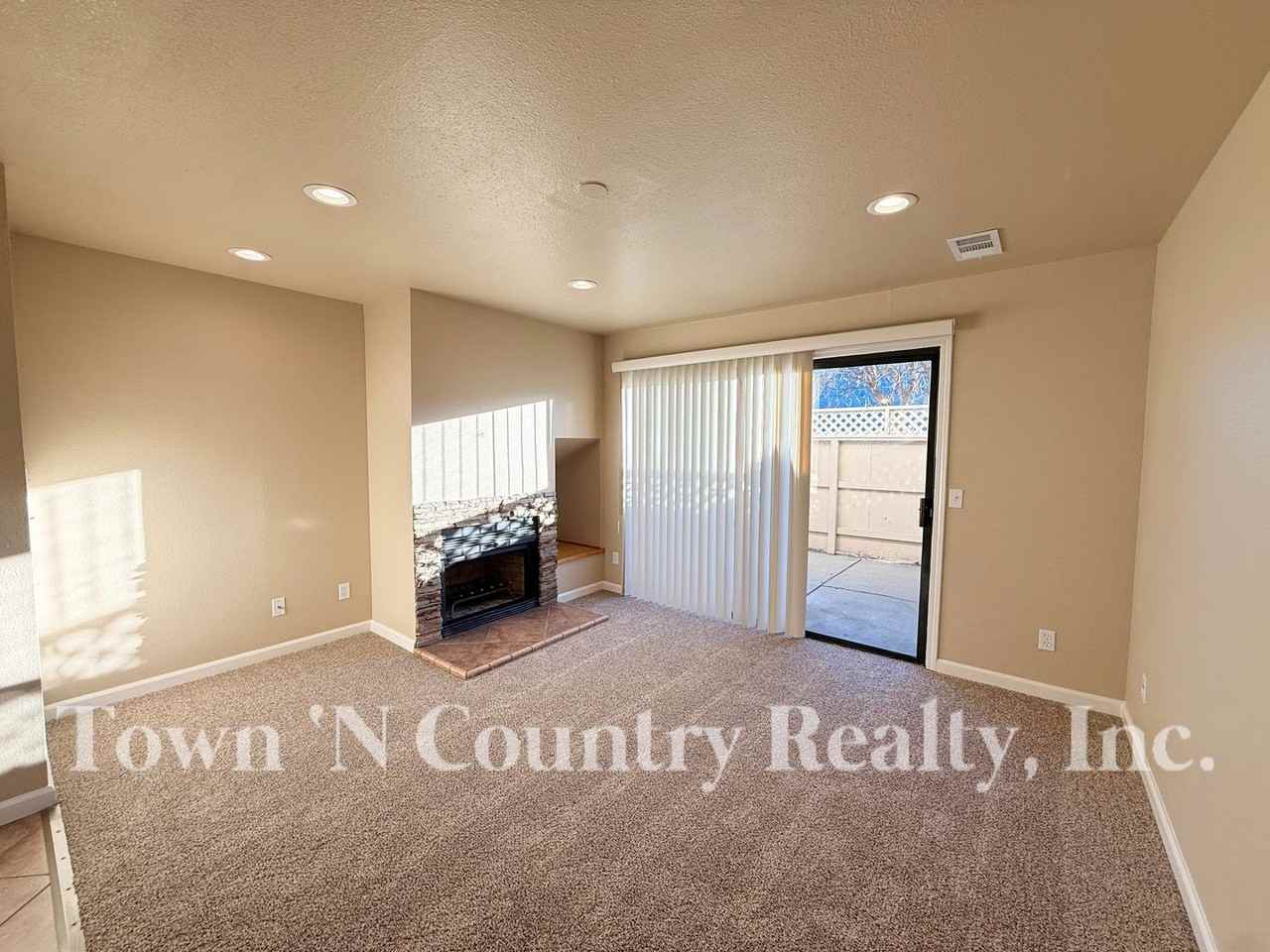 100 W Rossi St #1 - Photo 4 of 20