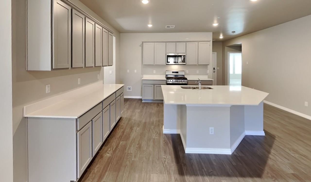 10201 Nw 28th Ter - Photo 4 of 17