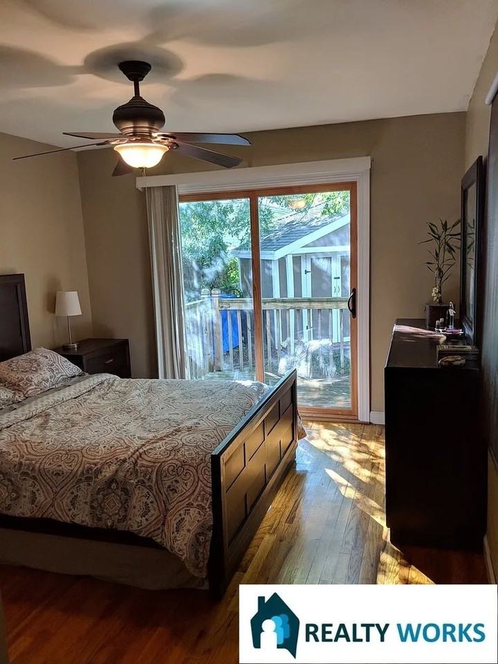 6235 Fremont St - Photo 3 of 7