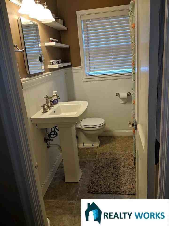 6235 Fremont St - Photo 7 of 7