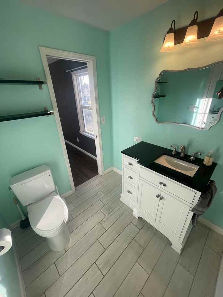 229 E Vine St - Photo 3 of 23