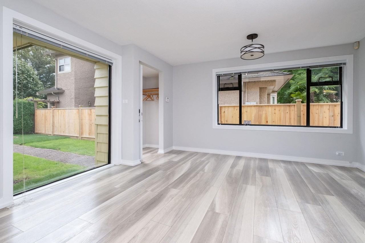 8271 Laurel Street - Photo 3 of 12