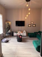 featured image of 17 Fuller Cir