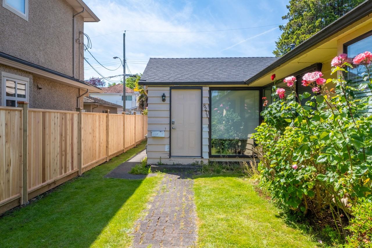 8271 Laurel Street - Photo 2 of 12