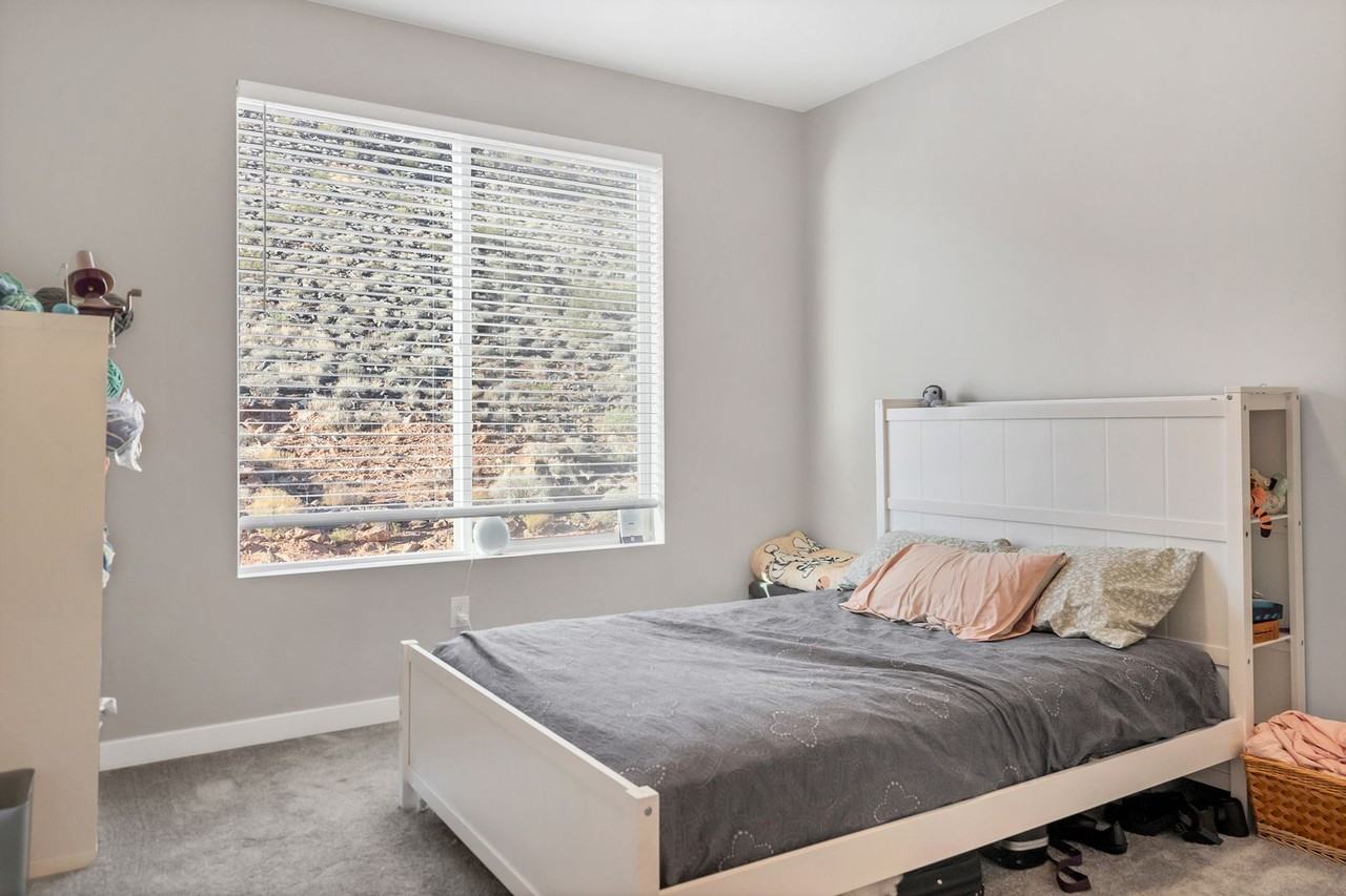 878 S Walker Way - Photo 2 of 38