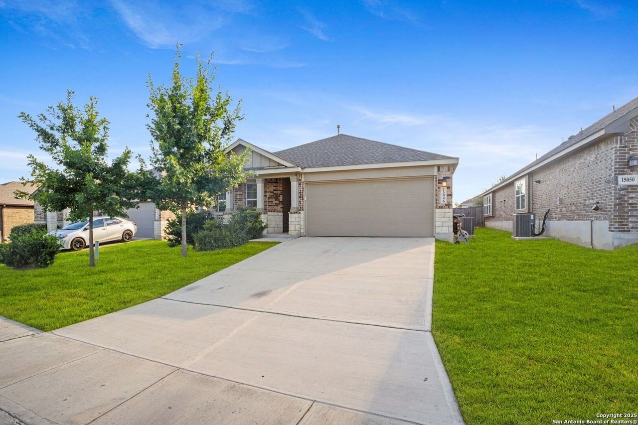 15046 Gelding Hts - Photo 2 of 21