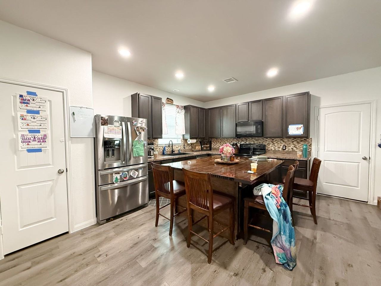 970 Harper Ln - Photo 5 of 15