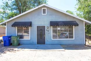 202 S Robinson Drive - Photo 1 of 1