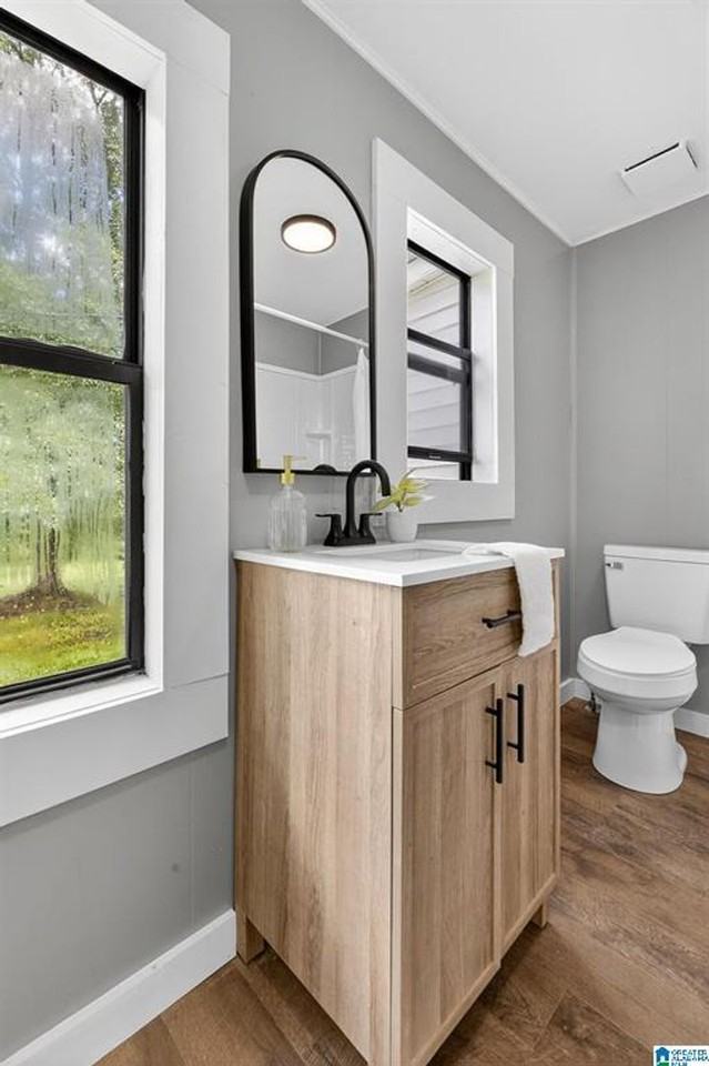 1890 Nisbet Lake Rd - Photo 6 of 10