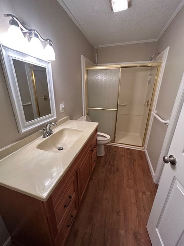 2197 Alamac Rd - Photo 3 of 16