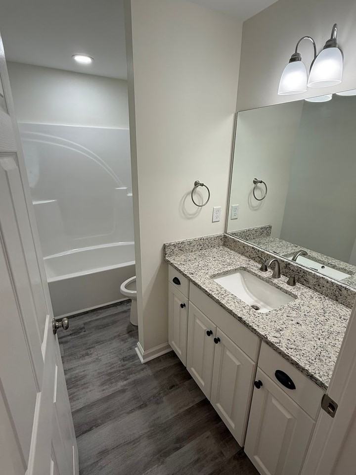 834 Lockett Station Rd - Photo 7 of 13