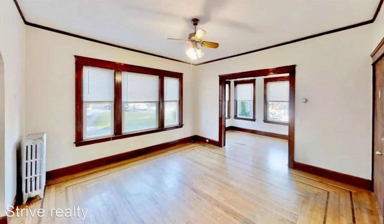 188 Nelson St - Photo 2 of 11